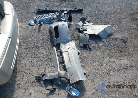 2008 Mercury Grand Marquis Ls z USA, uszkodzony, nr VIN 2MEHM75V88X603813